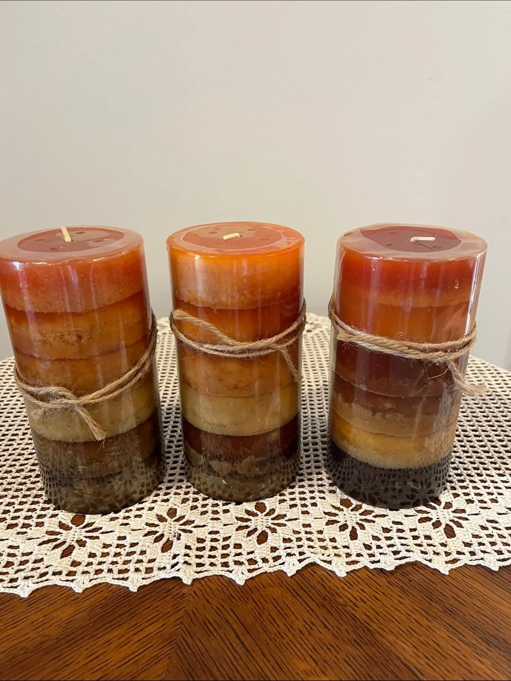 🆕 Set of 3 Decorative Scented Rustic Pillar Candles “Harmony” Multi Color Wax